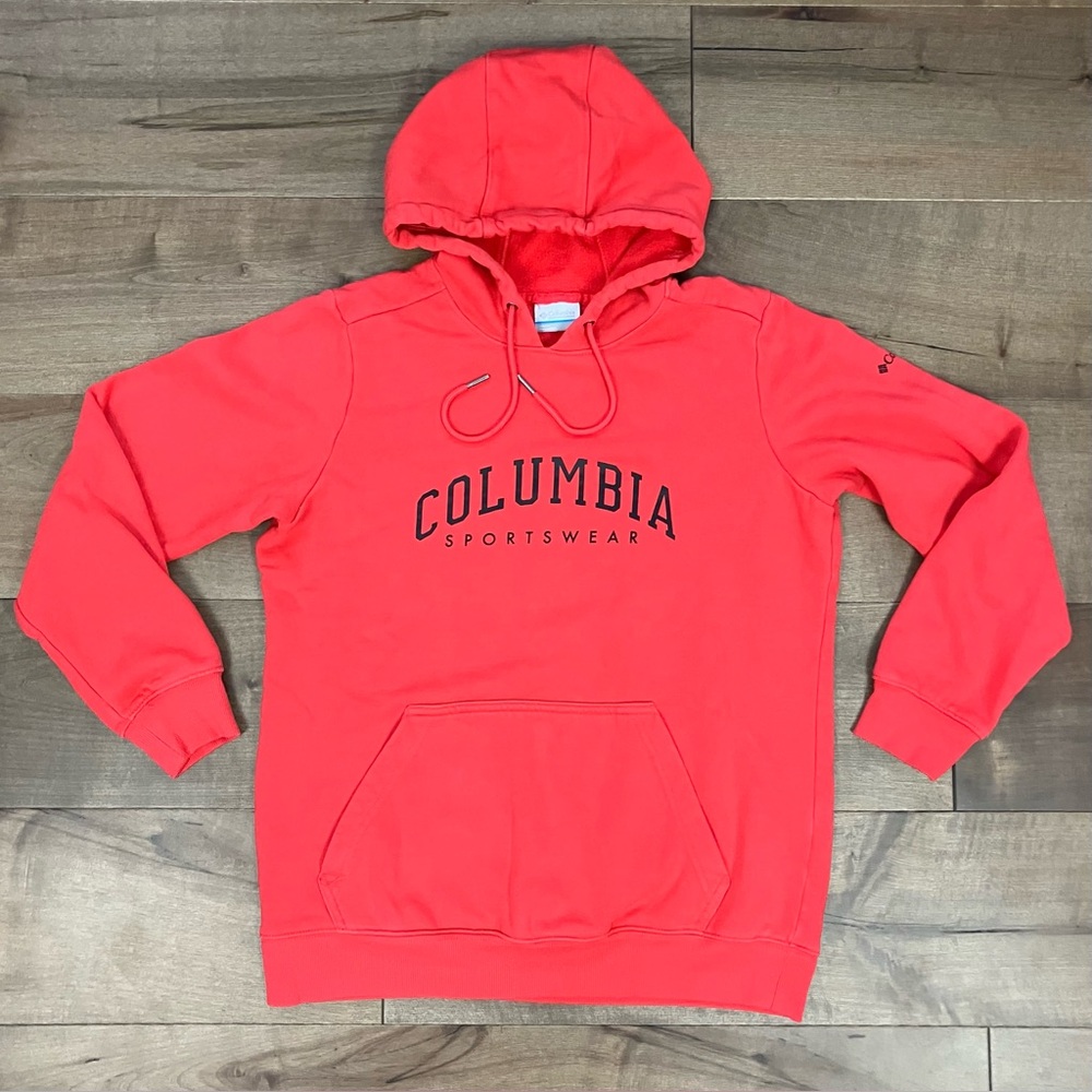 Columbia Sportswear Women’s Size M Pullover Sweatshirt Hoodie Center Logo Red